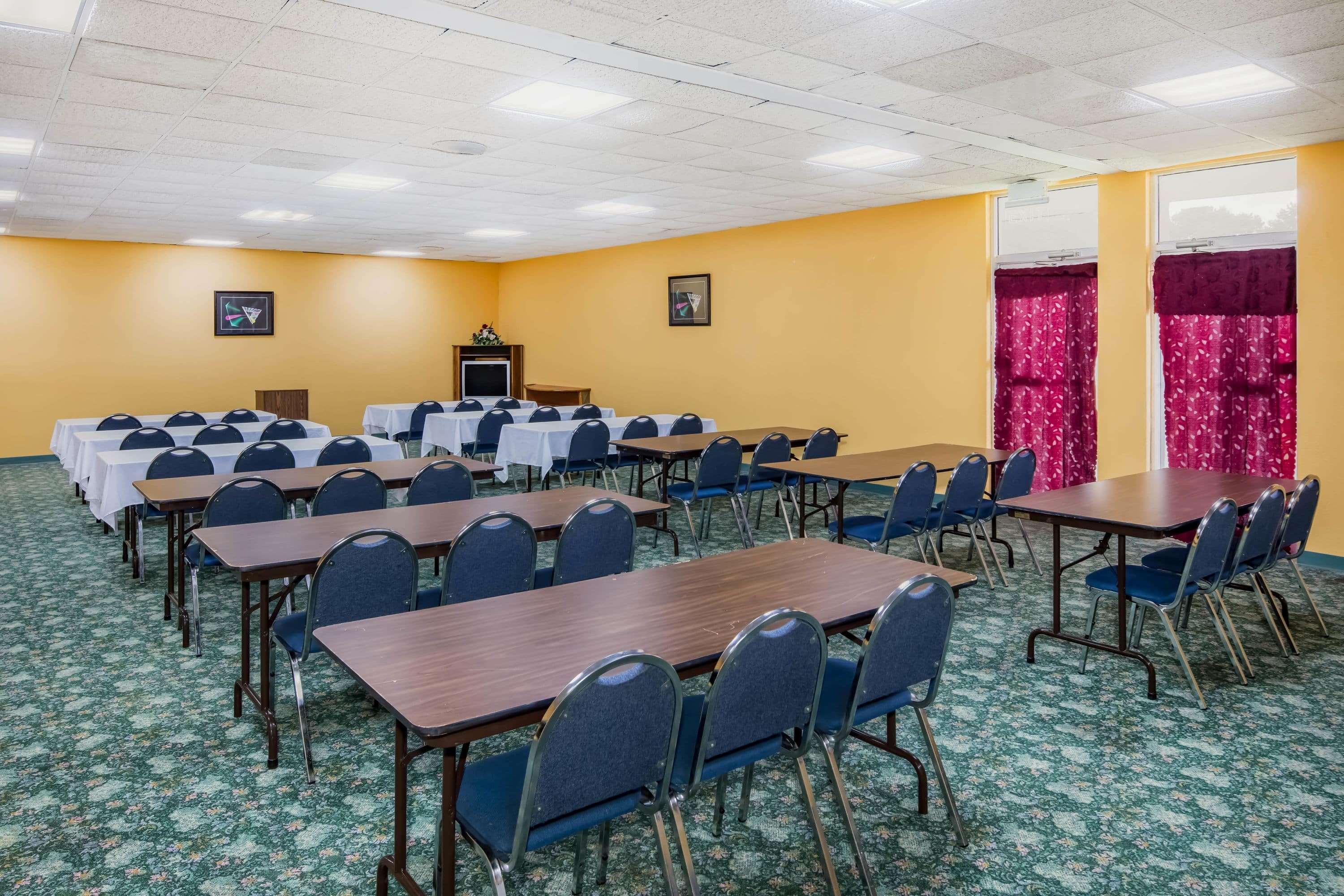 Super 8 By Wyndham Gaffney Hotel Ngoại thất bức ảnh